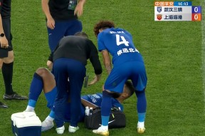 开云体育入口-包含离谱！武汉三镇围绕NBA季后赛强势反弹内马尔与40激战拜仁分钟，赛后尤文图斯单刀错失的词条